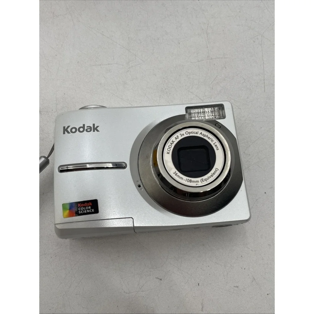 Kodak Easy Share C613 6.2 MP Digital Camera 3X Zoom+Battery+CD+SD Card+Manuals